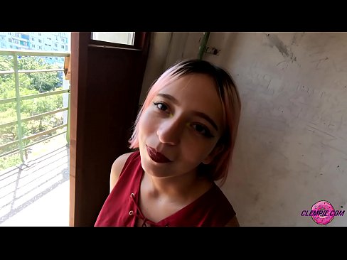 ❤️ Študentka zmyselne fajčí cudzinca vo vnútrozemí - strieka mu na tvár ❤️ Porno na porno sk.hentai-for.ru ❌❤